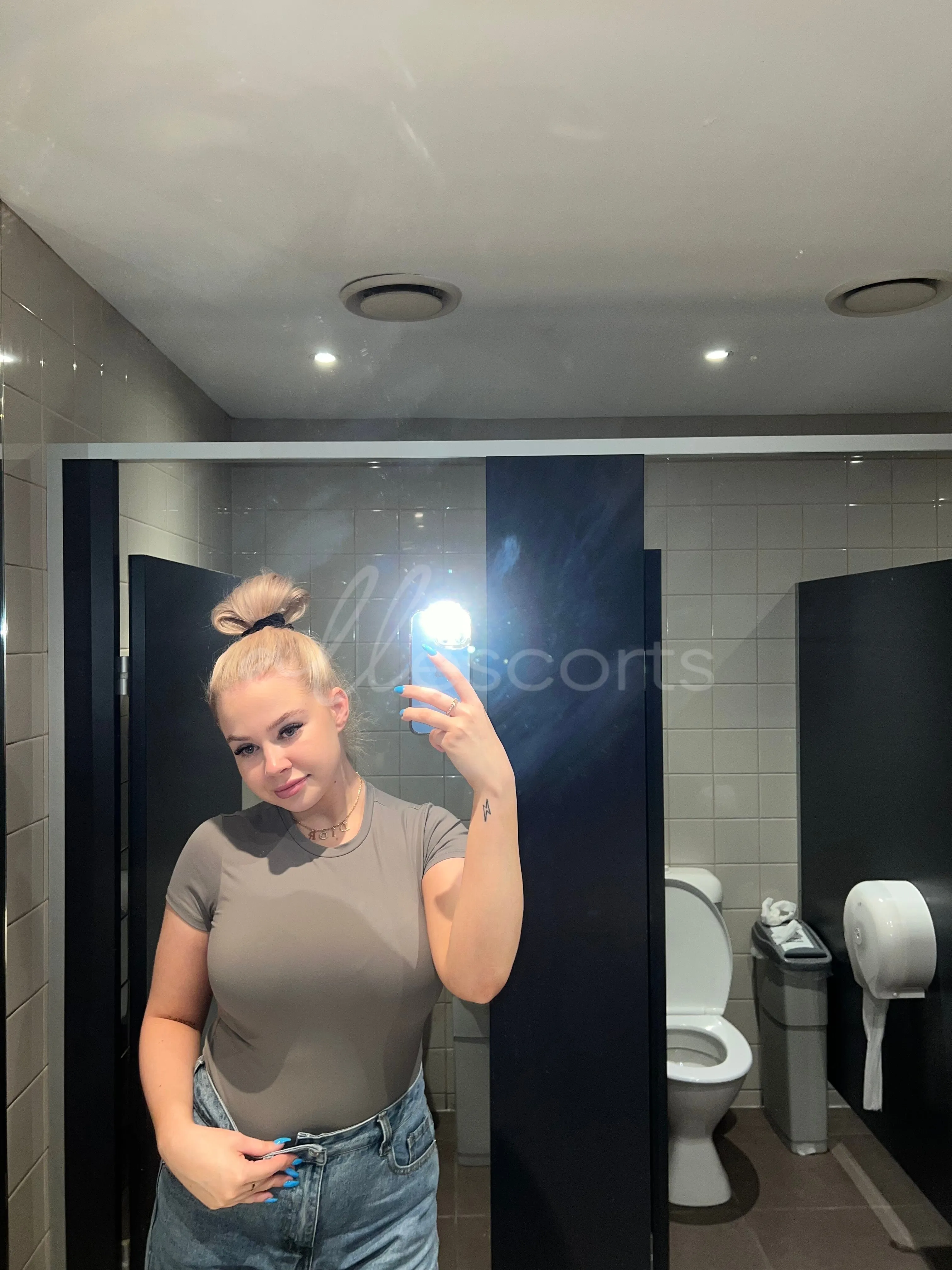 Billey Manchester