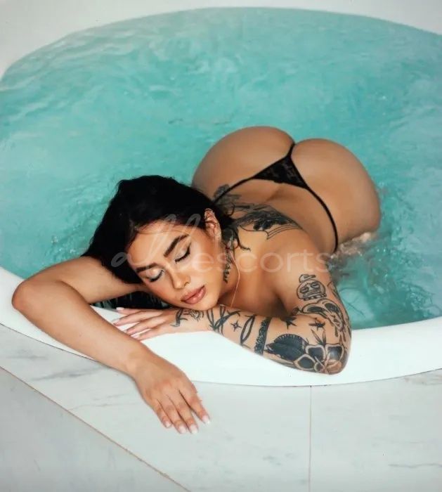 Talia London