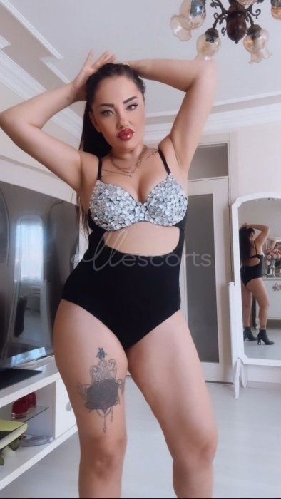 Diana Izmir