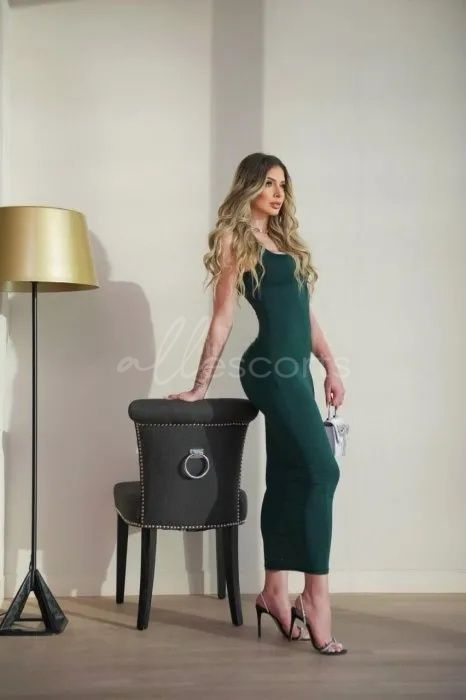 Glorya London