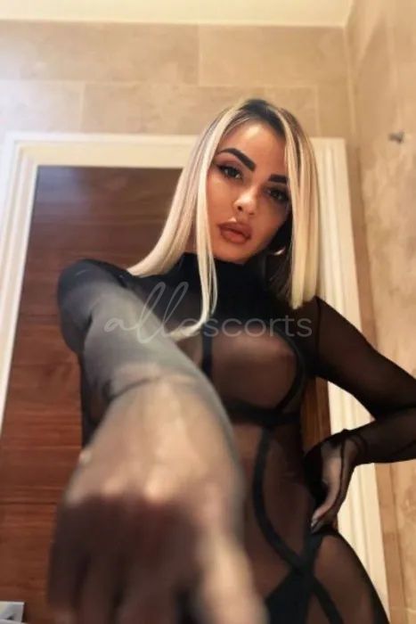 Ava Hamburg