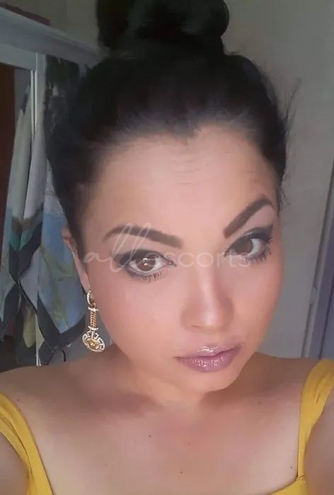 Yanira