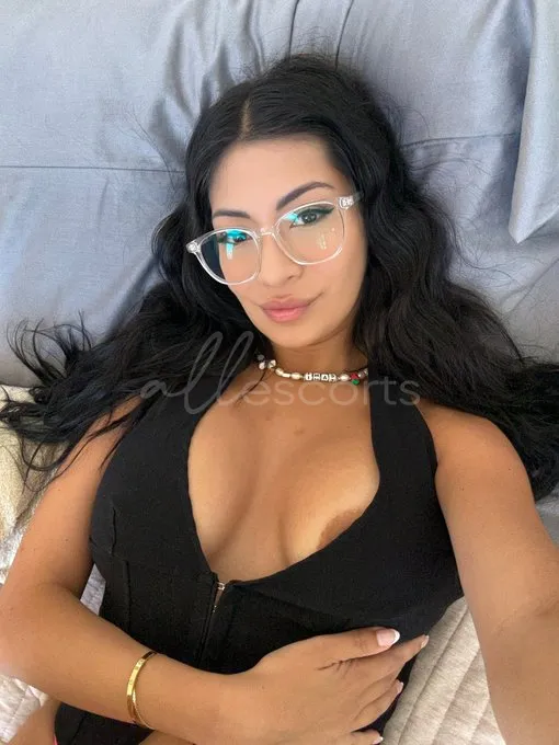 Rebecca  photo