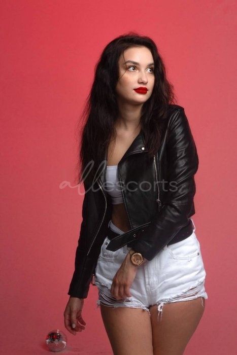 Lisa Izmir