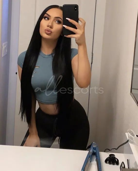 Jasmine Köln