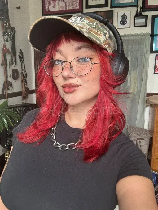 Lauren Baltimore photo