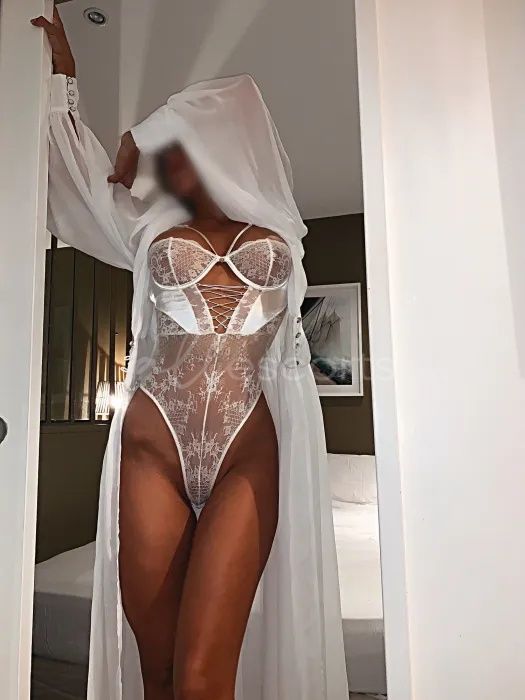 Natalie Natalie