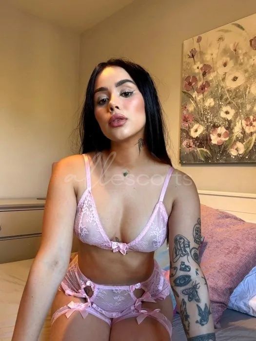 Talia London