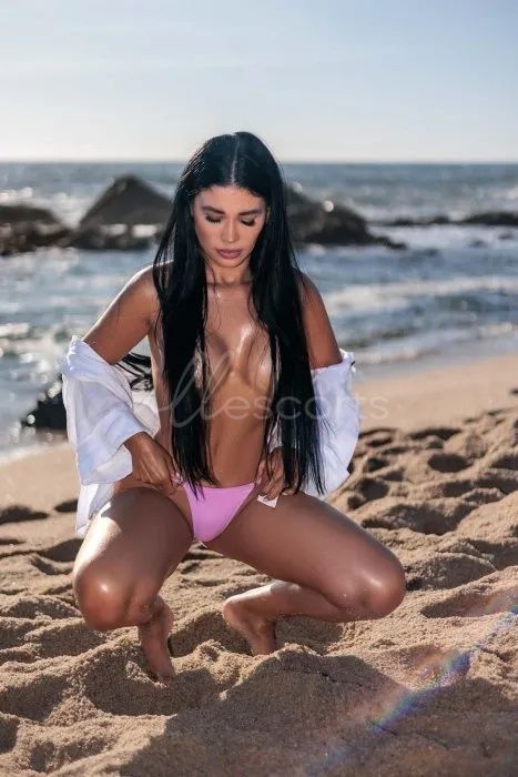 Julie Hamburg
