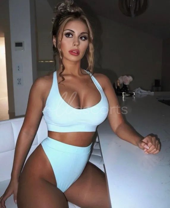 Daniela Wien Daniela Wien