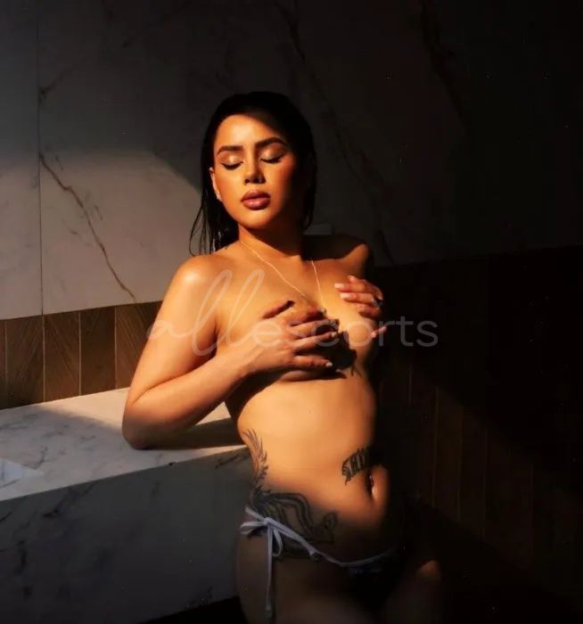 Talia London
