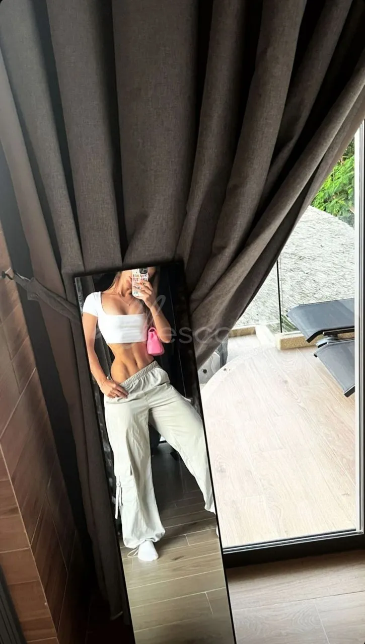 Chiara  photo