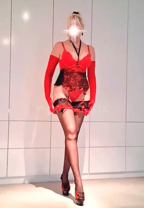 Dina Strip photo