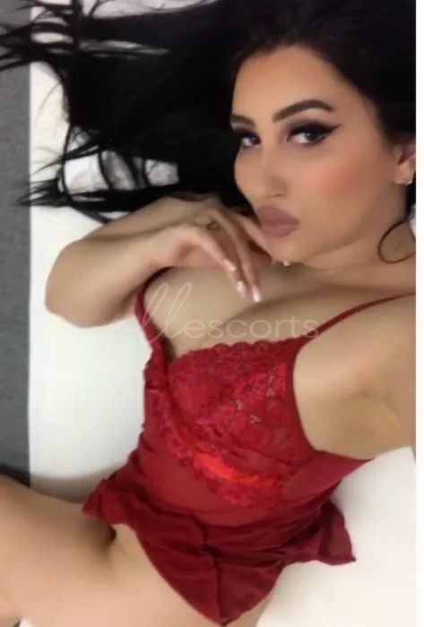 Amira Amira
