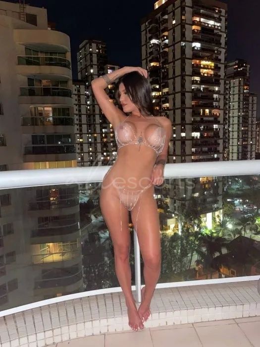 Luiza Leeds